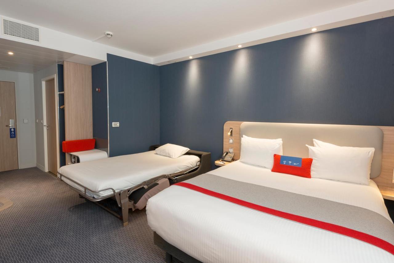 Holiday Inn Express Paris - Velizy By Ihg Luaran gambar