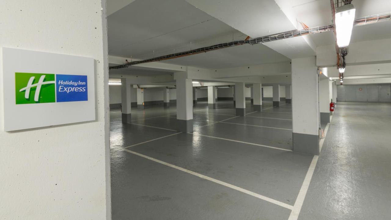 Holiday Inn Express Paris - Velizy By Ihg Luaran gambar