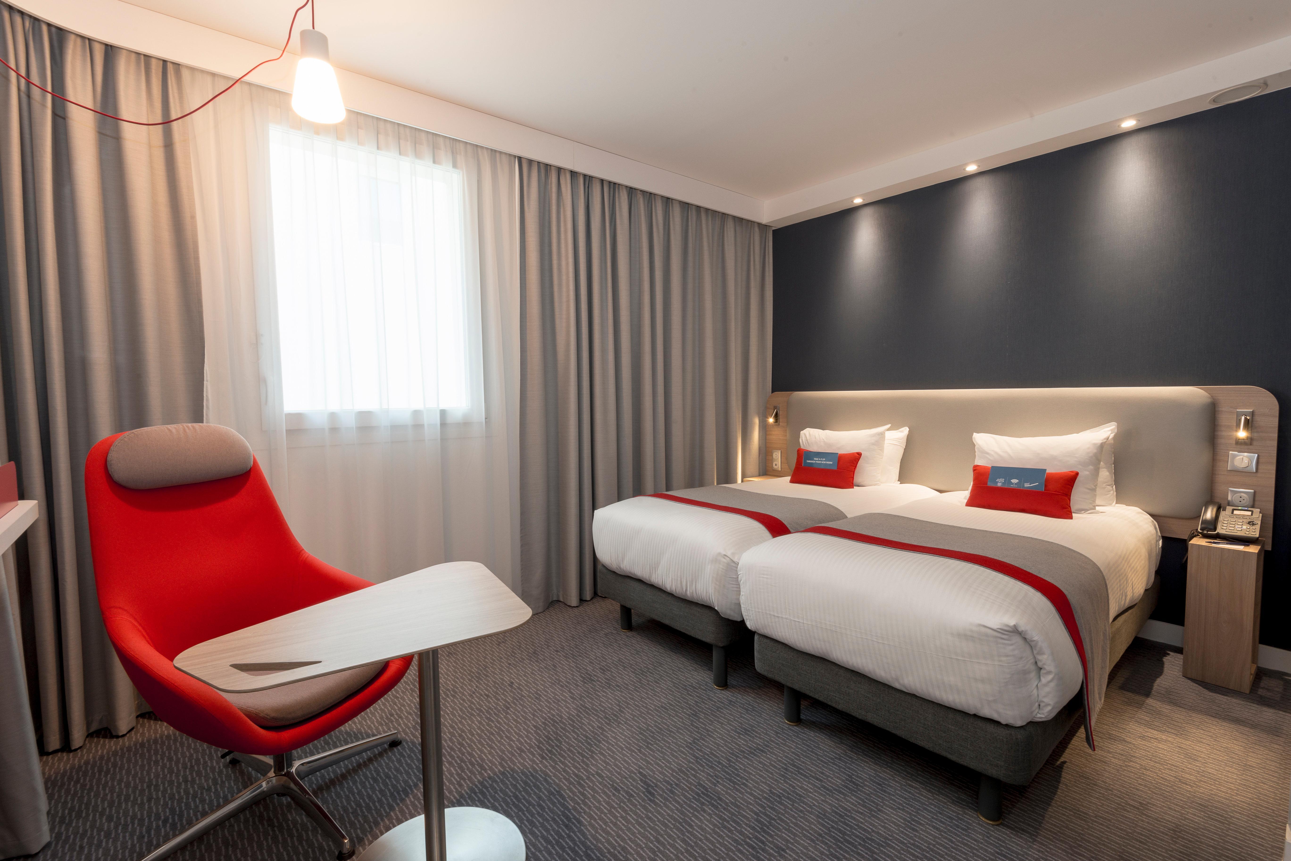 Holiday Inn Express Paris - Velizy By Ihg Luaran gambar