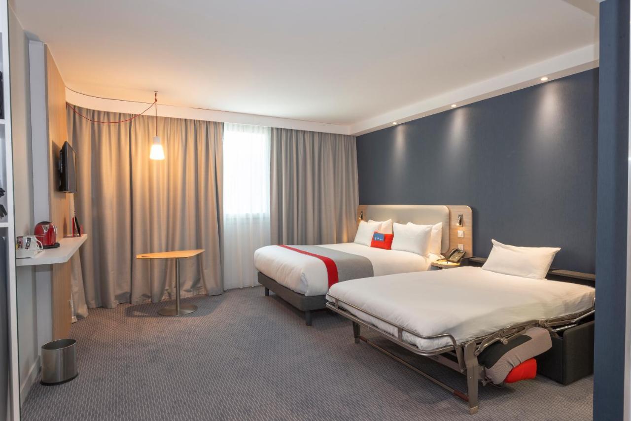 Holiday Inn Express Paris - Velizy By Ihg Luaran gambar
