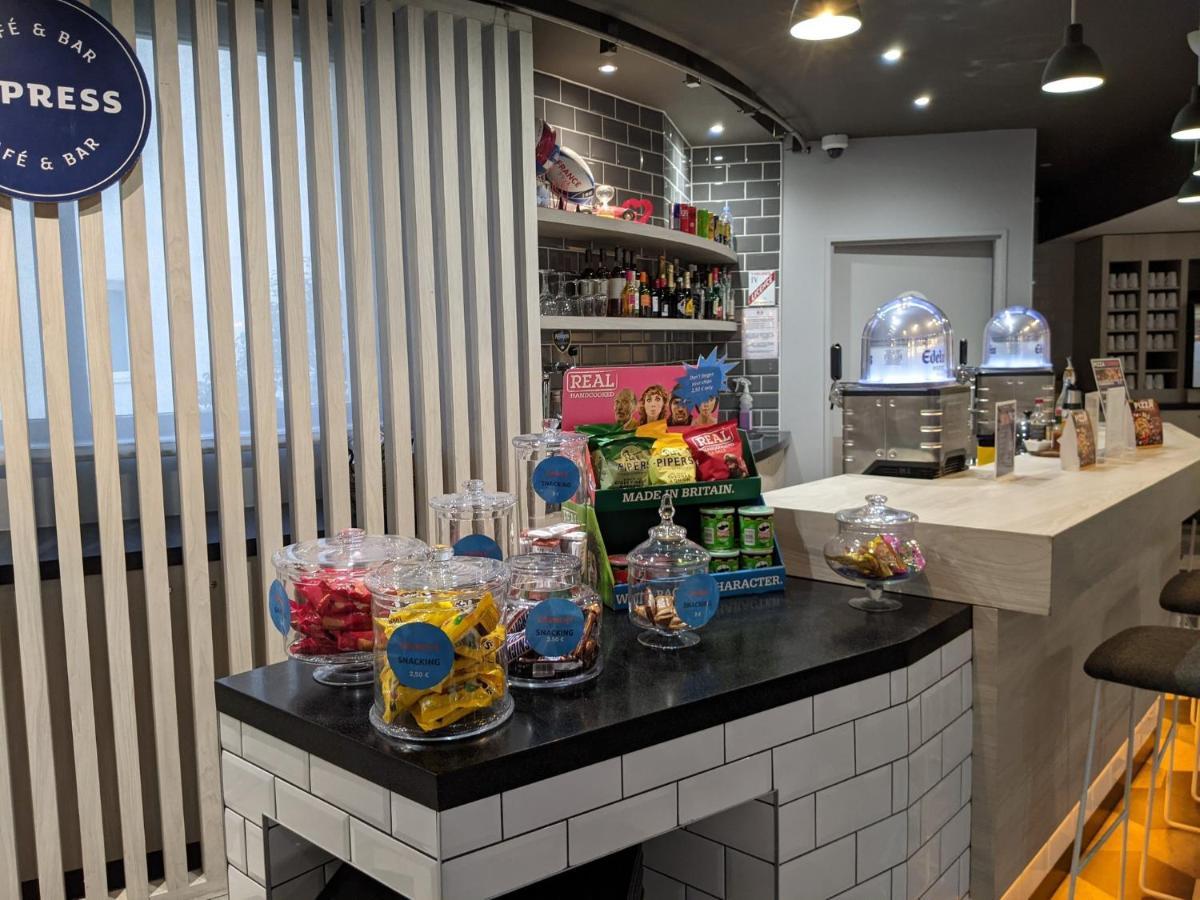 Holiday Inn Express Paris - Velizy By Ihg Luaran gambar