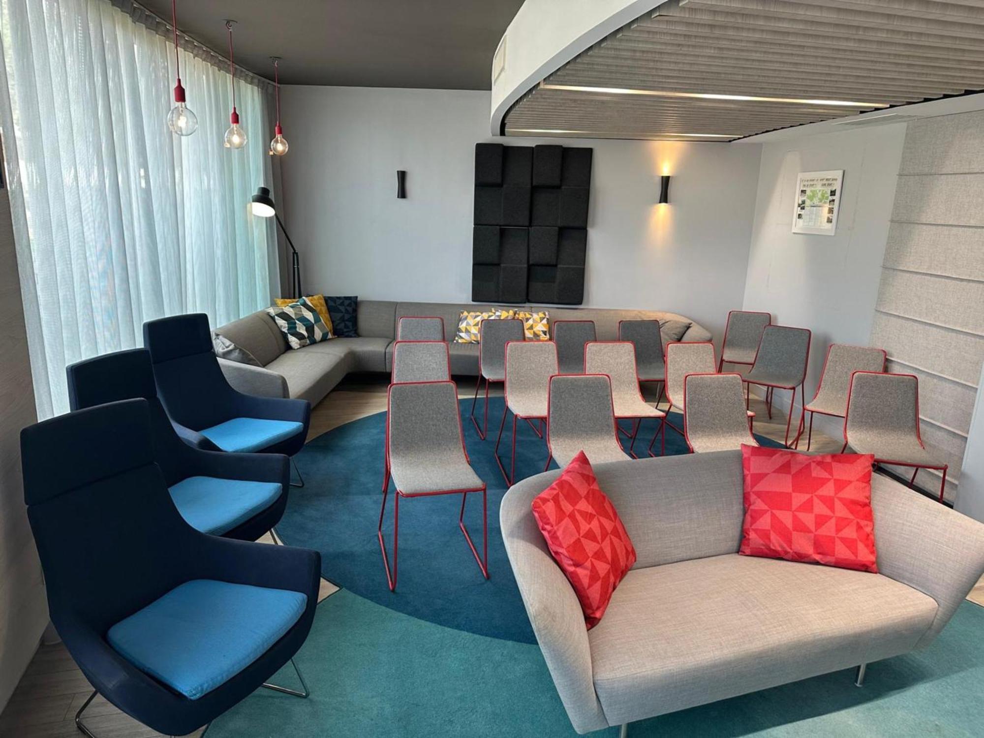 Holiday Inn Express Paris - Velizy By Ihg Luaran gambar